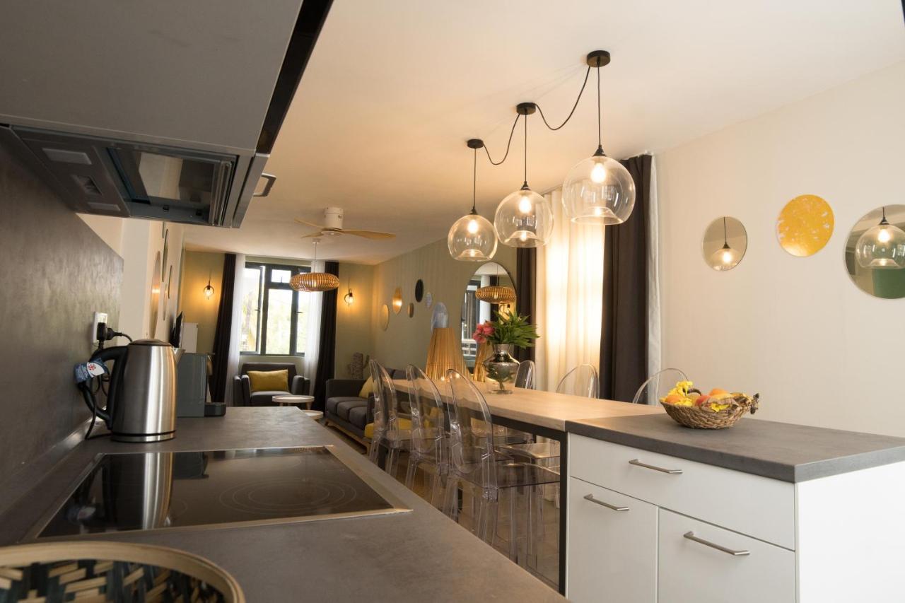 Luxury Modern Apartment - Excellent Location 50M From The Beach, Restaurants, Bars, Shops Flic en Flac Exterior photo