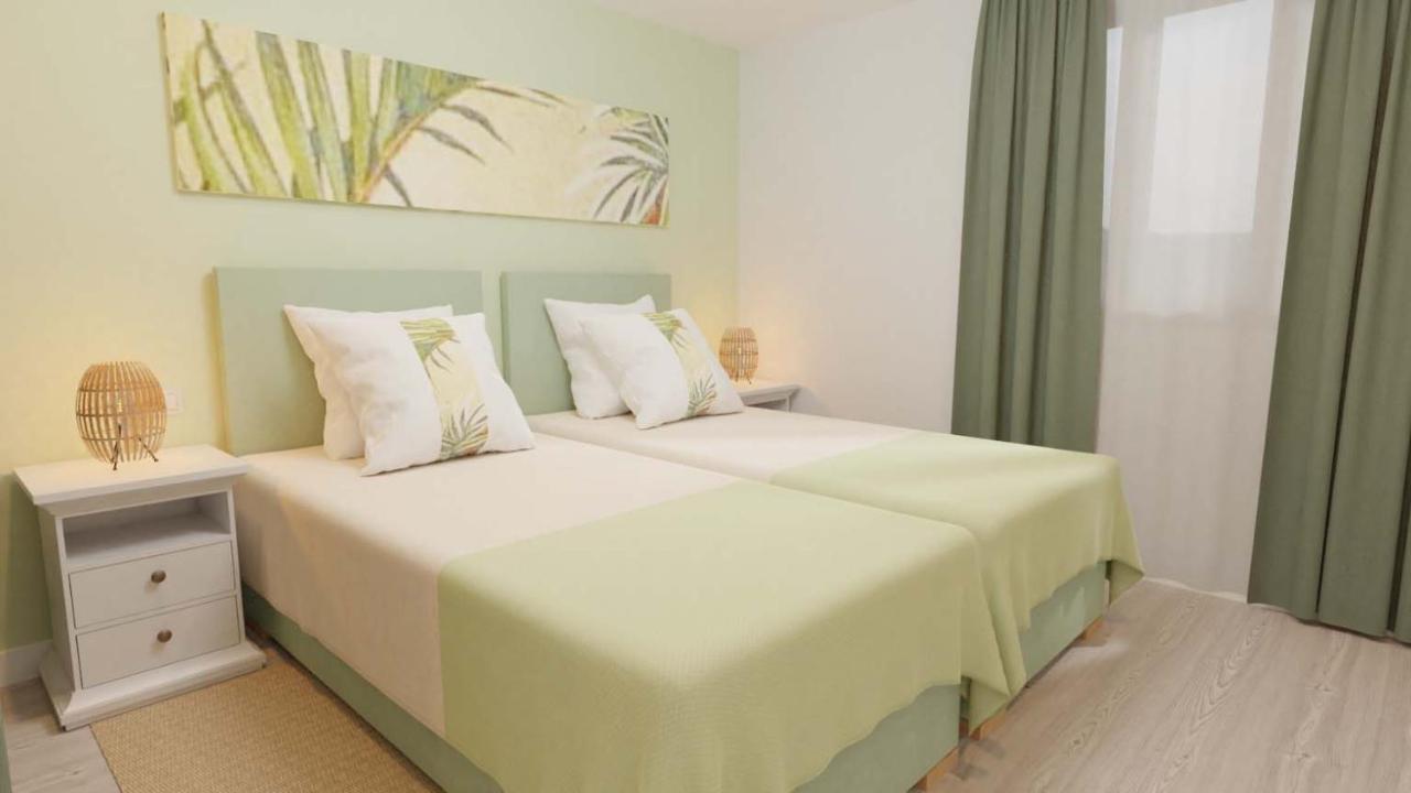 Luxury Modern Apartment - Excellent Location 50M From The Beach, Restaurants, Bars, Shops Flic en Flac Exterior photo